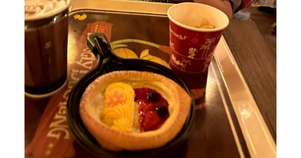 スナグリーダックリング　ファンタジースプリングス　レストラン