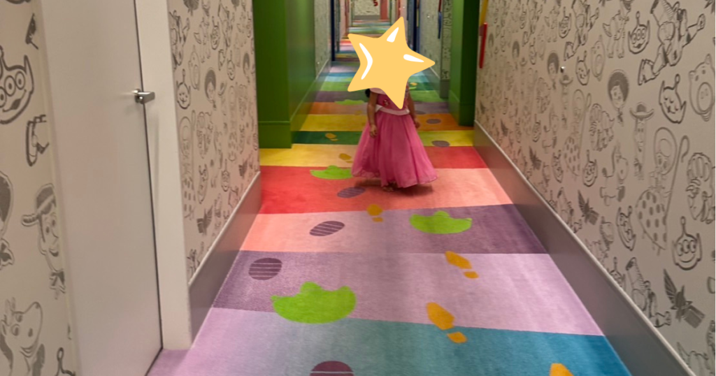 トイストーリーホテル 廊下